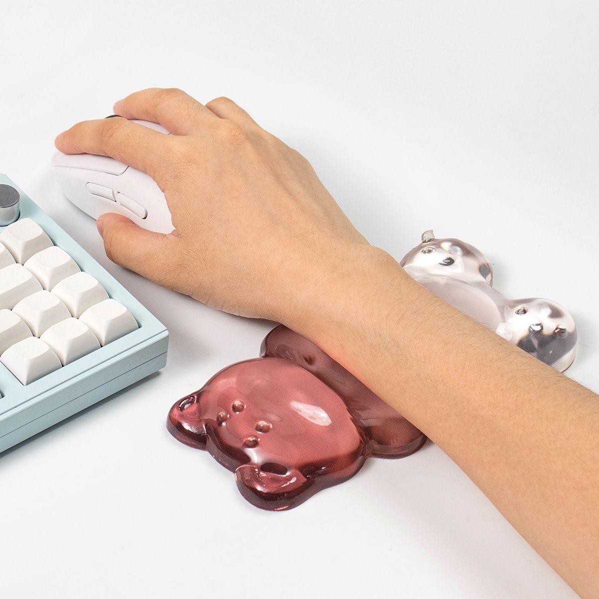 Cute Bear Shape Wrist Rest Tra - Gaming Keyboard No Number Pad ulasan dan harga